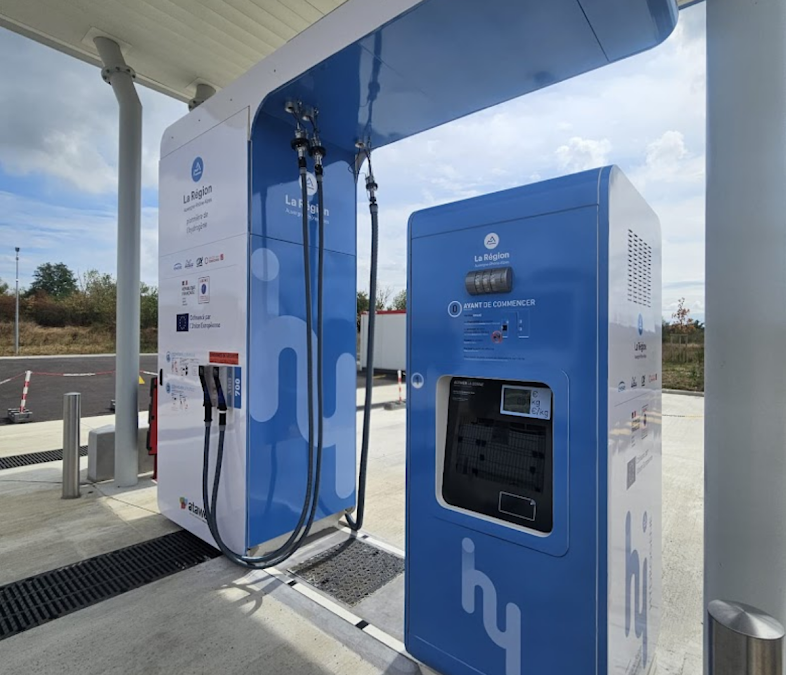 Covering de bornes électriques : la signalétique au service de la mobilité électrique